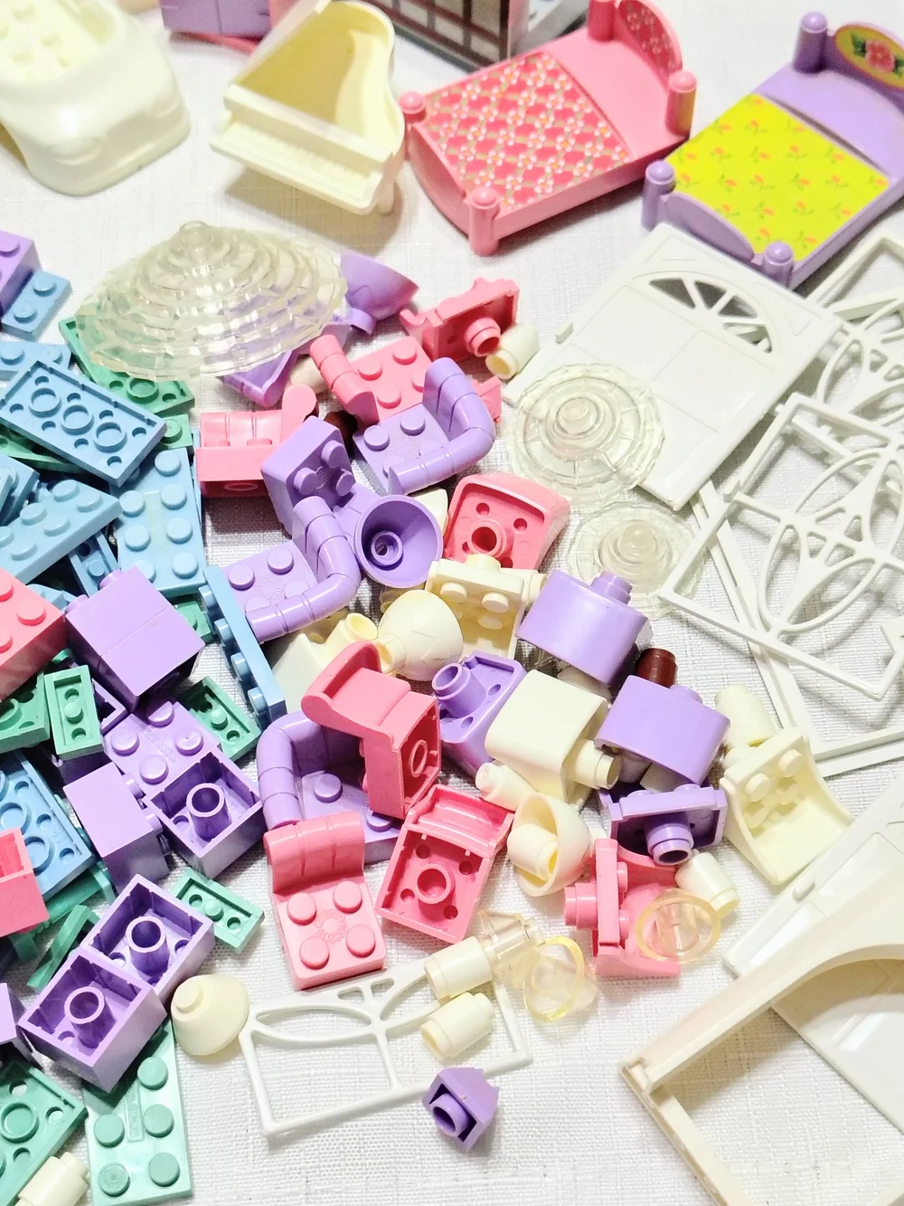 Mega Bloks Multi-Color Plates Blocks Parts Pieces & Sealed Mystery Bag 2- 1/2 Lb